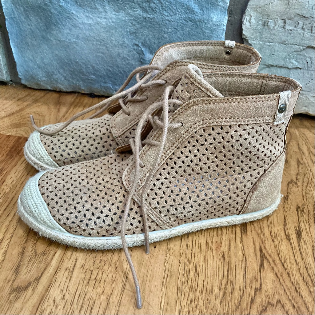 Roxy Perforated Booties